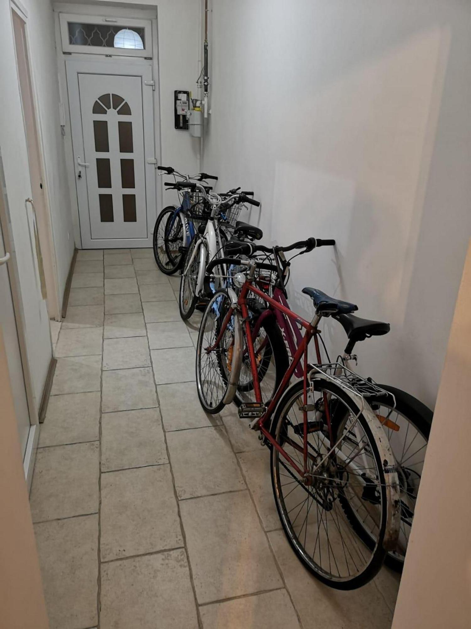 Anna 2 Bedrooms 2 Bathrooms 6 Bikes 부다페스트 외부 사진